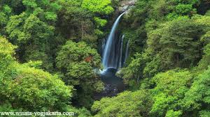 air terjun jeruk manis