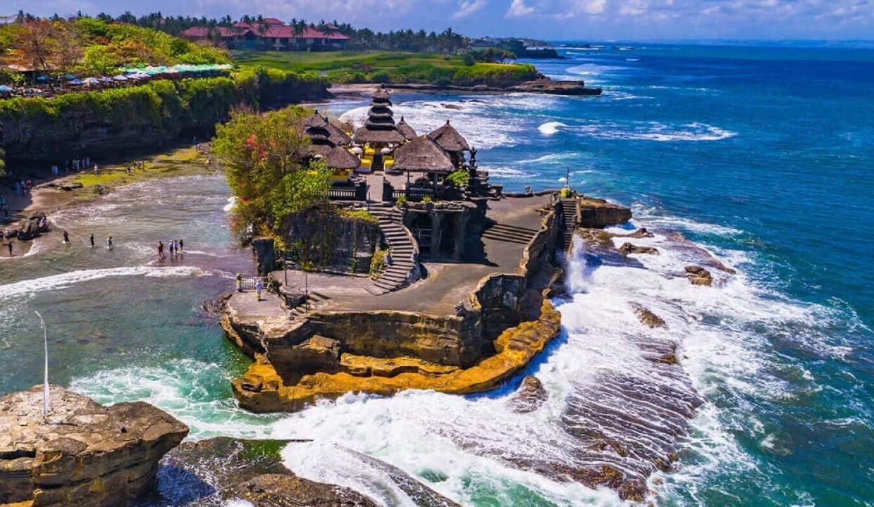 Review Hotel Terbaik di Bali: Dari Tepi Pantai hingga Tengah Sawah!